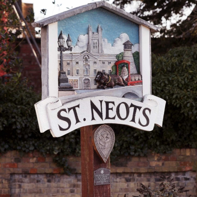 St Neots sign